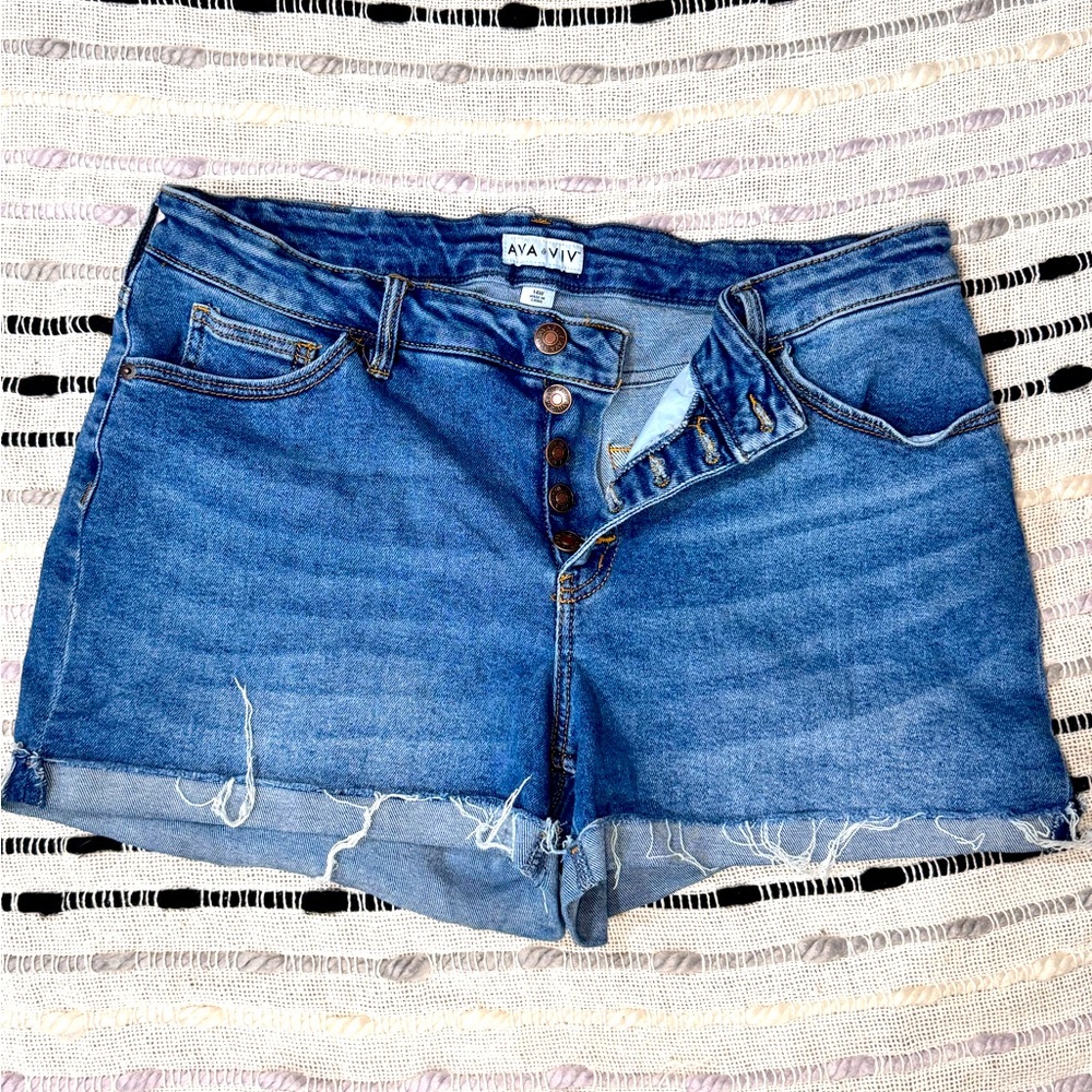 Women’s Jean shorts